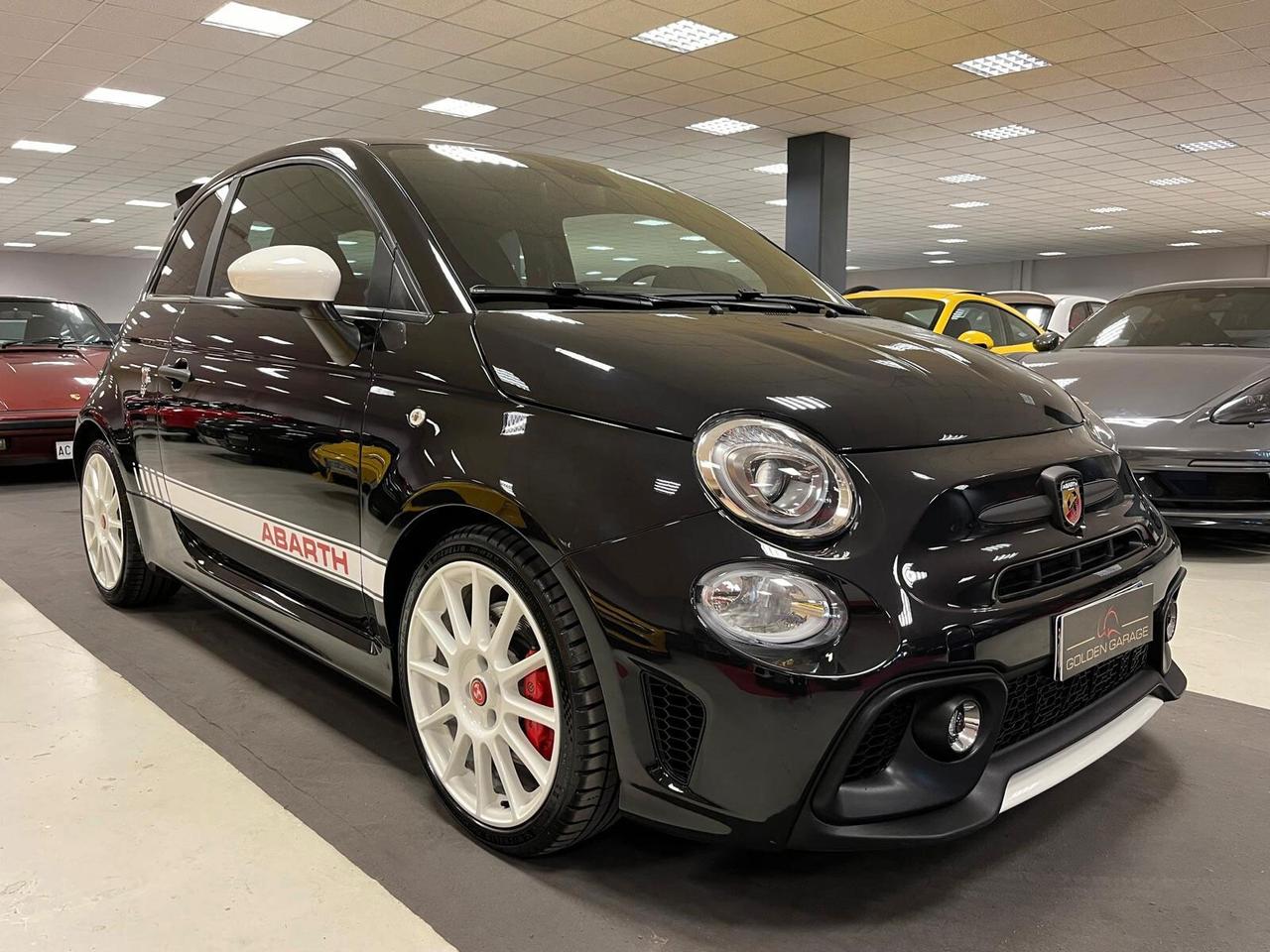 Abarth 695 1.4 Turbo T-Jet 180 CV Esseesse