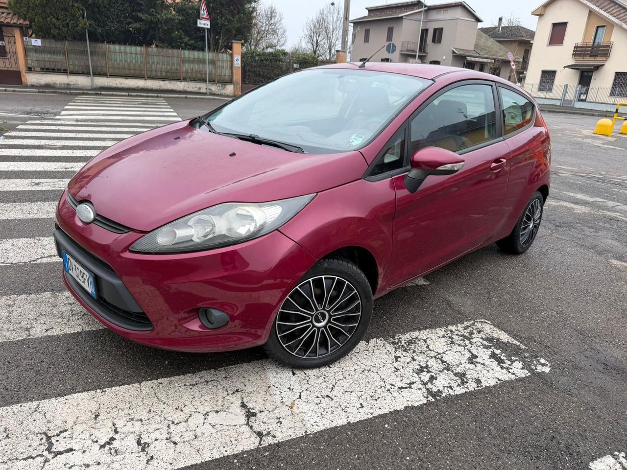 FORD FIESTA 1.2 BENZINA GPL NEOPATENTATI