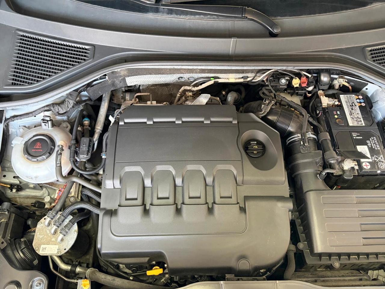 VOLKSWAGEN T-ROC 2.0 TDI 4MOTION 85.000 KM