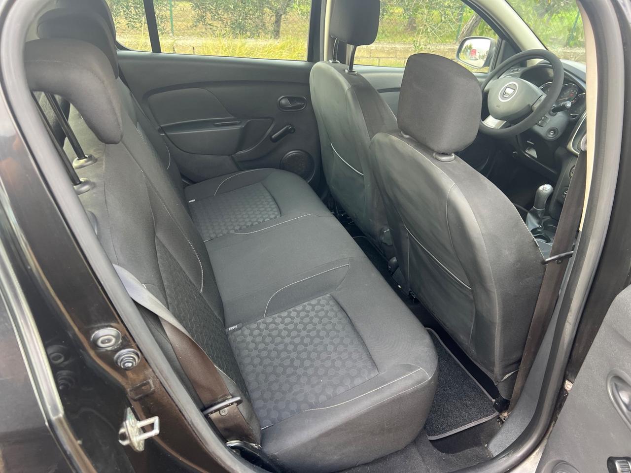 Dacia Sandero 1.2 16V GPL 75CV