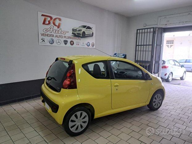 Peugeot 107 unico prop 1.0 ben 2013
