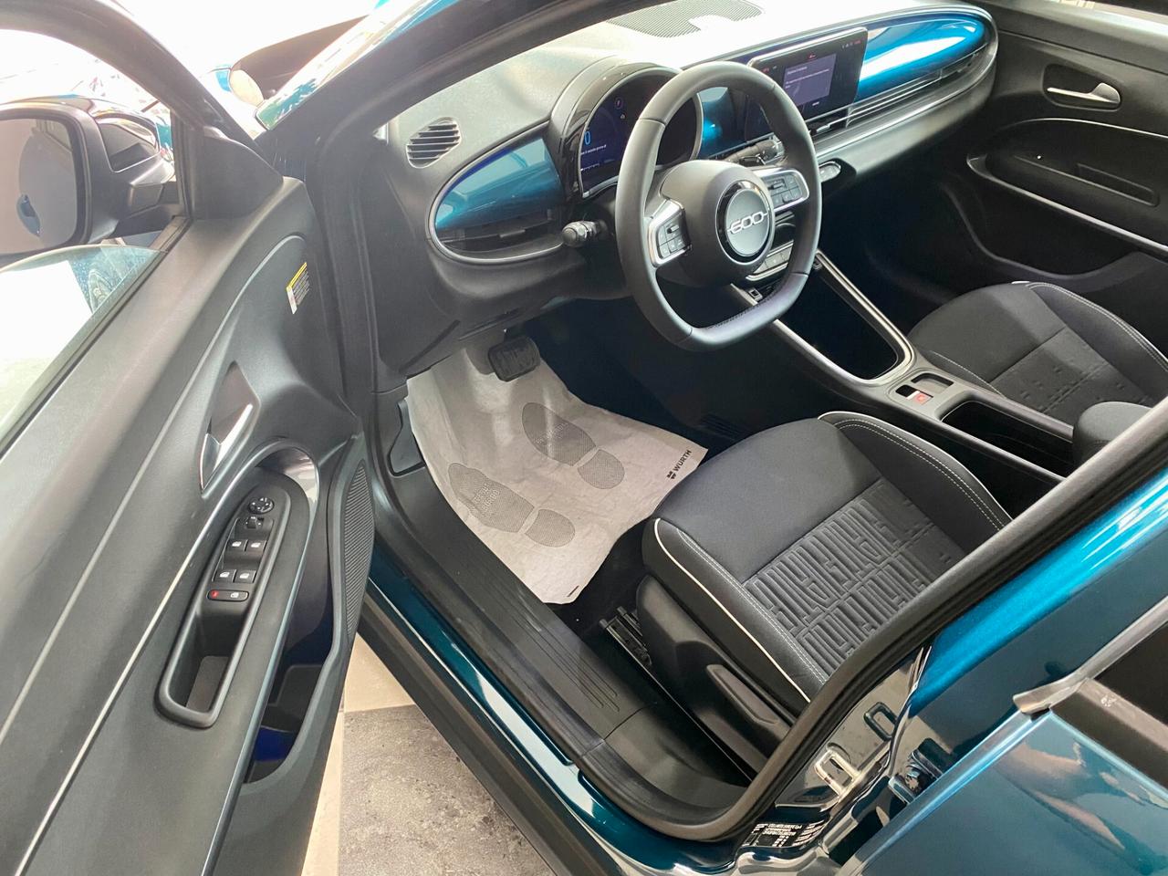 Fiat 600 Hybrid 145 CV DCT MHEV La Prima-2025
