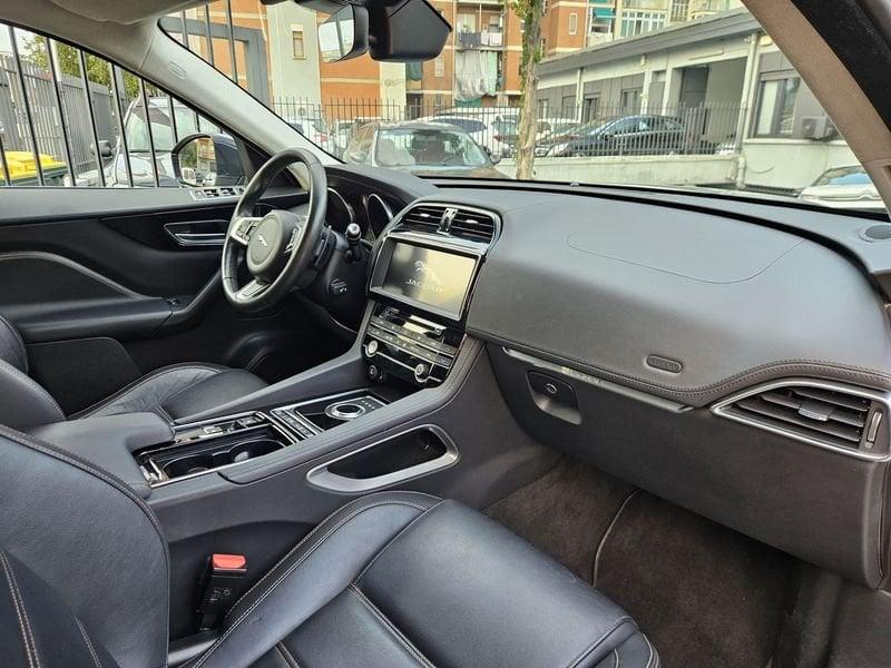 Jaguar F-Pace 2.0D 180cv CHEQUERD FLAG AWD AUTO