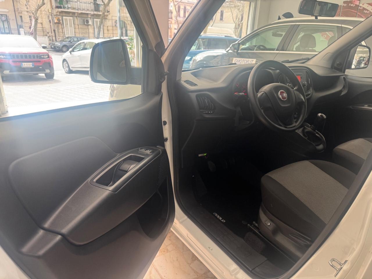 Fiat Doblo 1.3 MJT 95CV Autocarro 5 posti