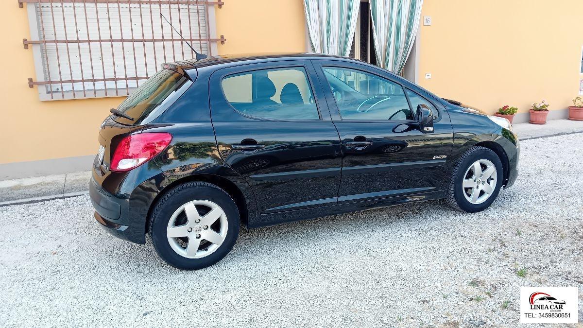 PEUGEOT - 207 1.4 benzina / gpl - ok neopatentati