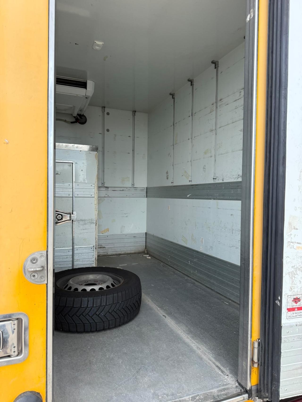 Mercedes Benz Sprinter 2.2