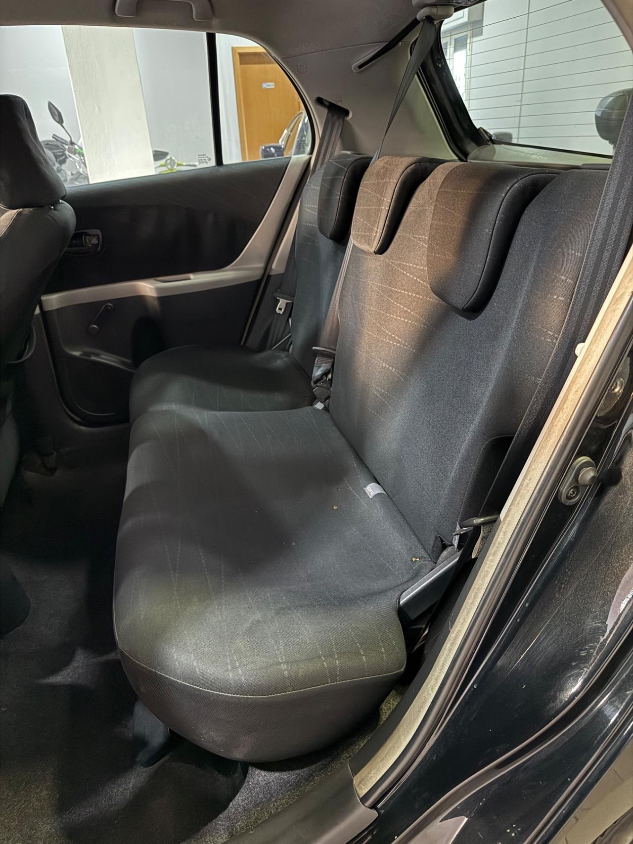 Toyota Yaris 1.3 5 porte Navi (64kw)