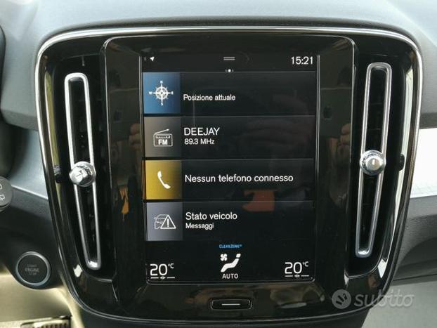 VOLVO XC40 T4 Recharge Plug-in Hybrid Inscriptio