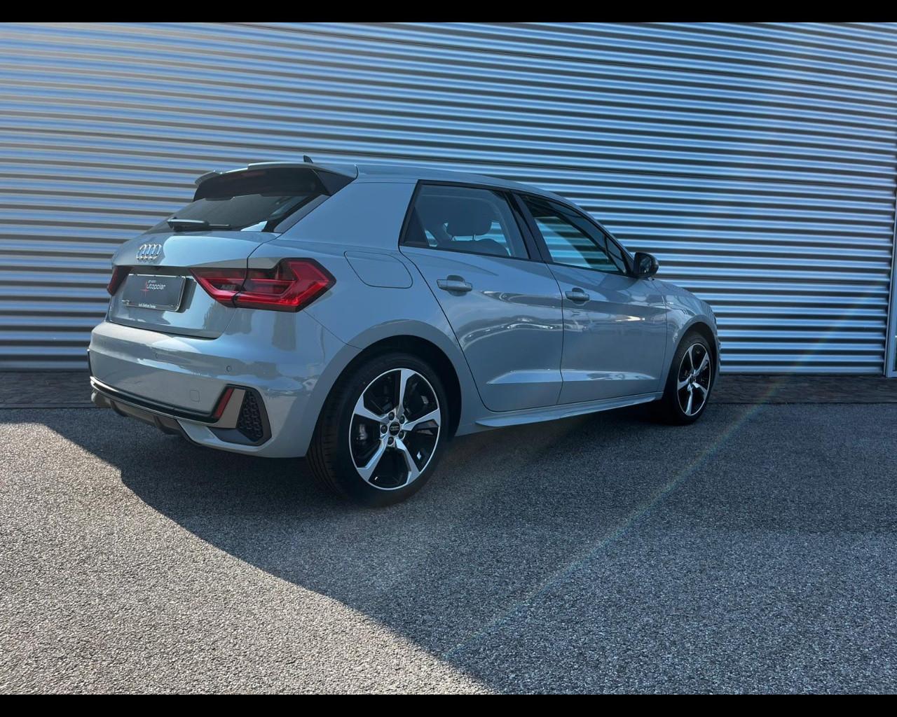 AUDI A1 SPORTBACK 30 TFSI S-TRONIC S LINE EDITION