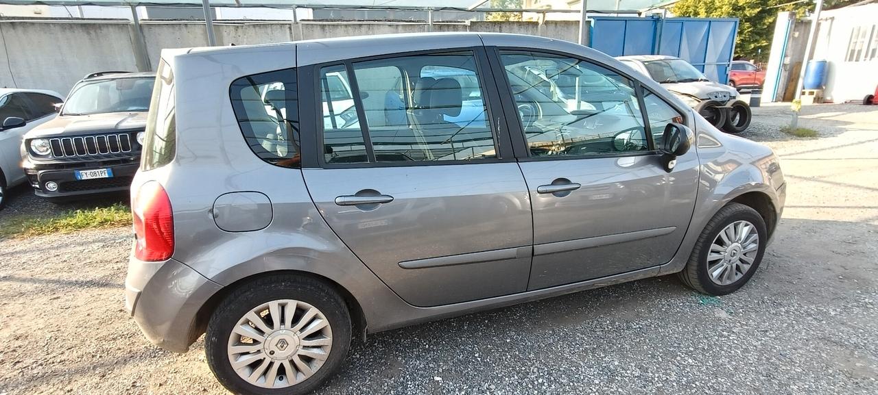 Renault Modus 1.2 16V TCE Live