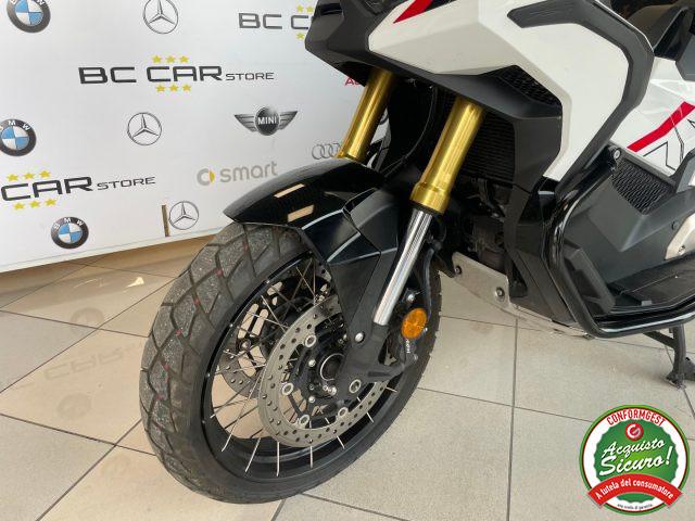 HONDA X-ADV 750 Special edition *3.900 Km