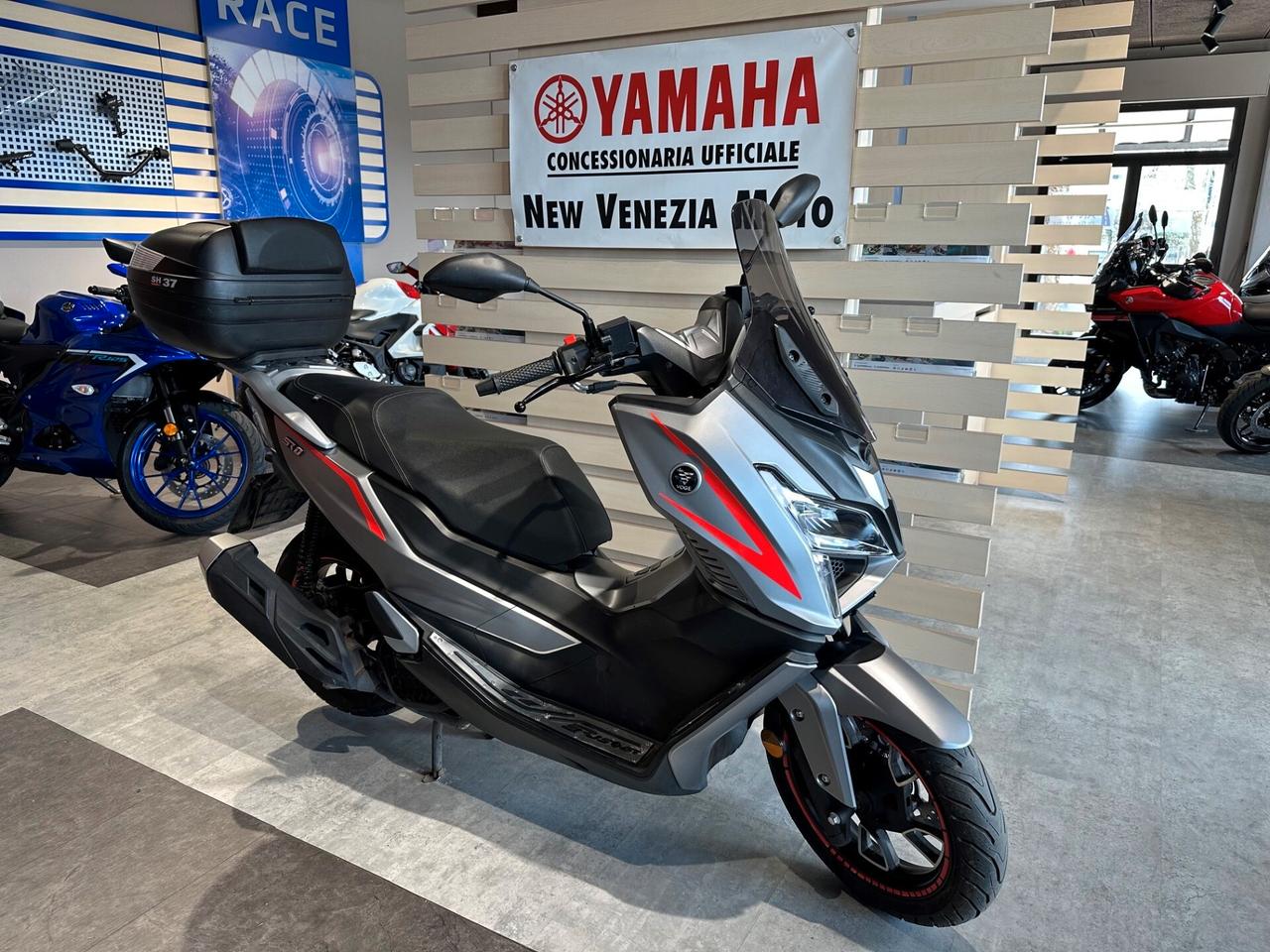 Voge Sfida SR1 125 ADV