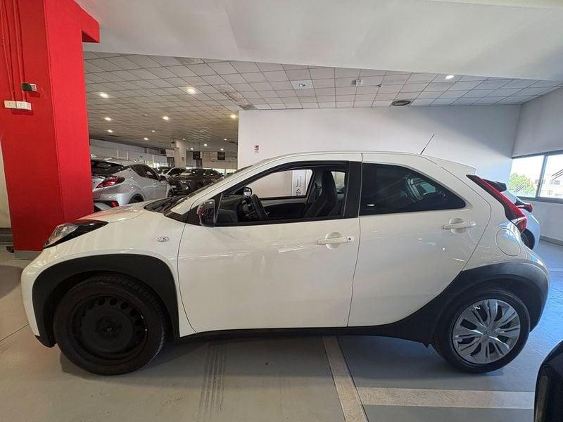 Toyota Aygo X 1.0B (72 CV) Active