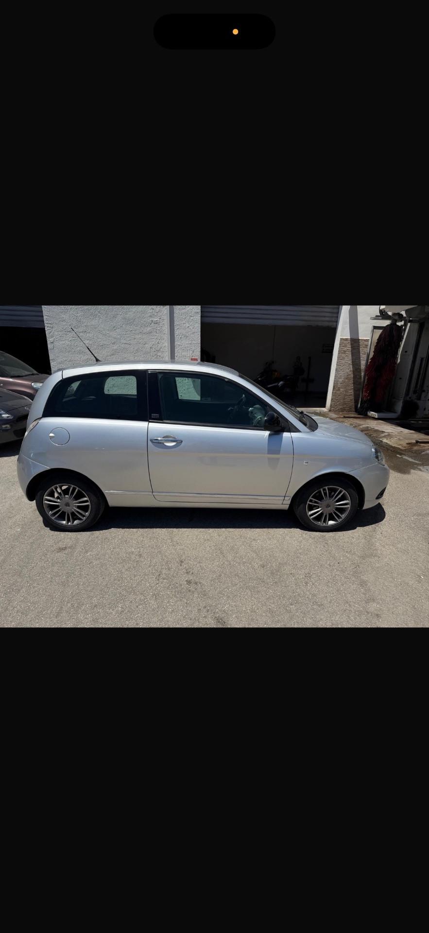 Lancia Ypsilon 1.2 69 CV Diva