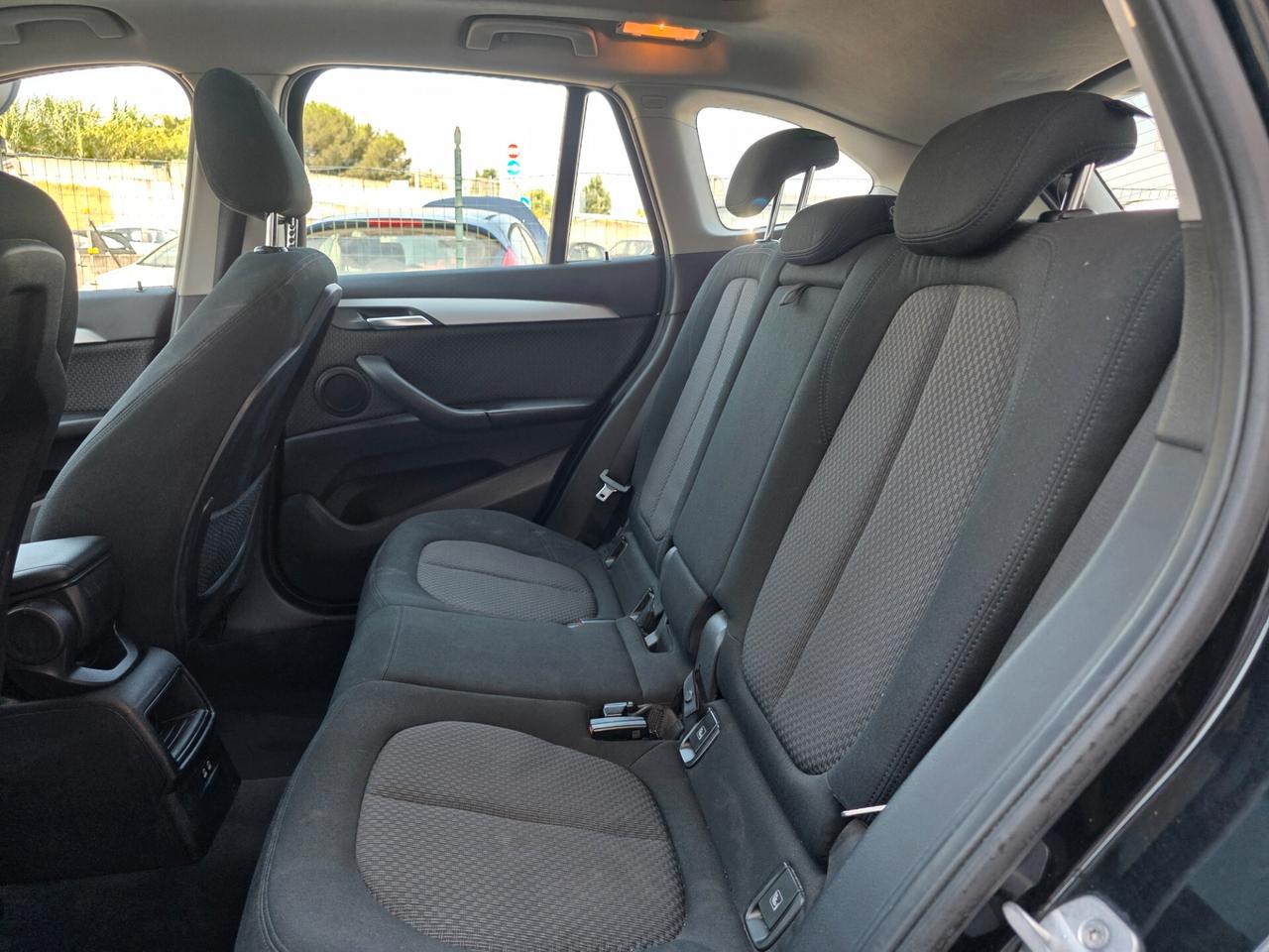 Bmw X1 sDrive16d xLine PERFETTA TETTO GRANDE