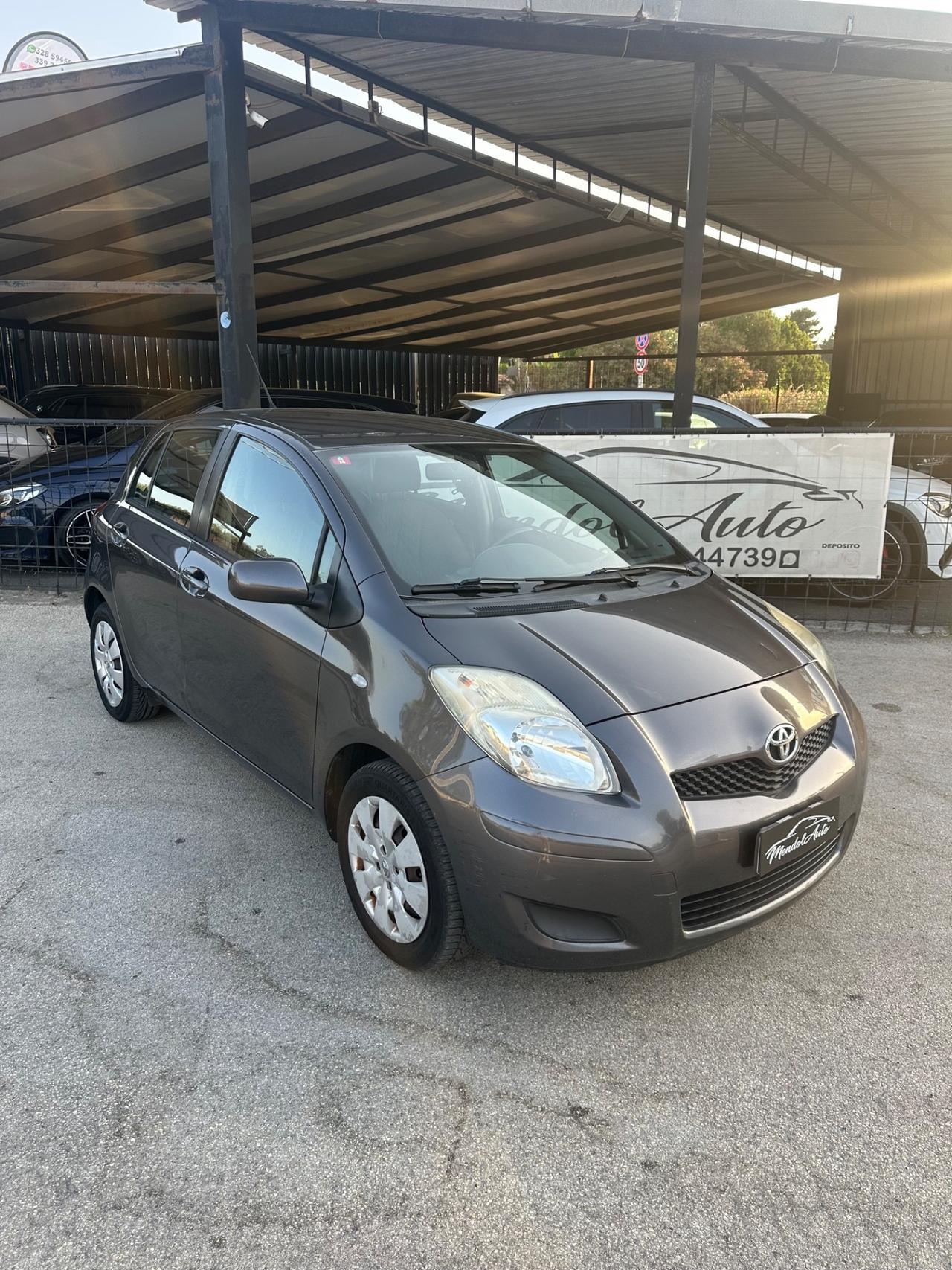 Toyota Yaris 1.3 5 porte Sol