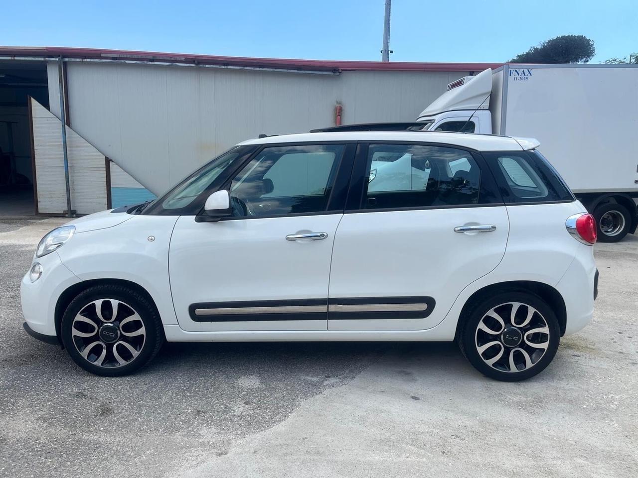 Fiat 500 L-1.6 mjt lounge-tetto apr-2013