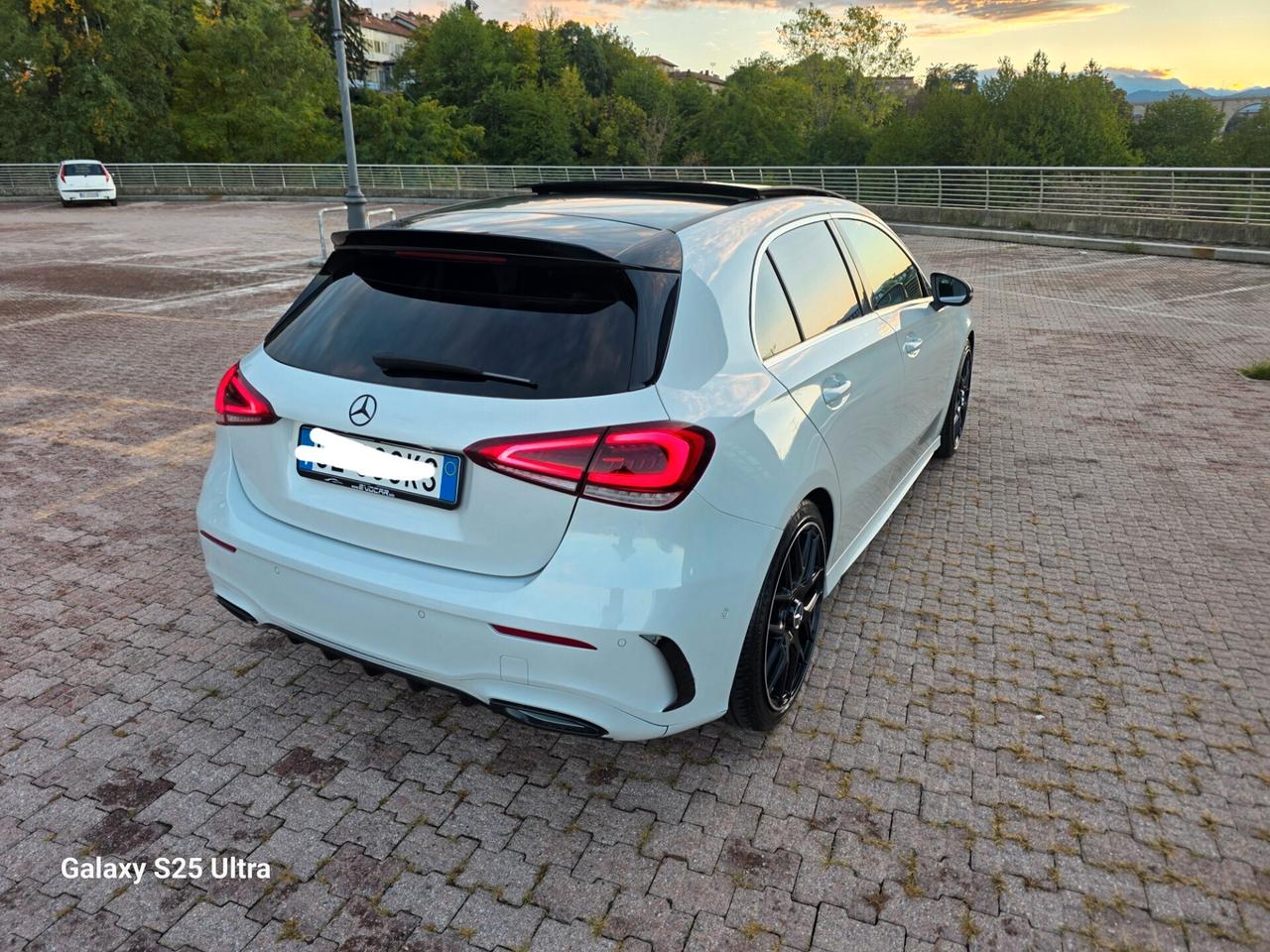 A 180 Premium tetto apribile valutiamo usato