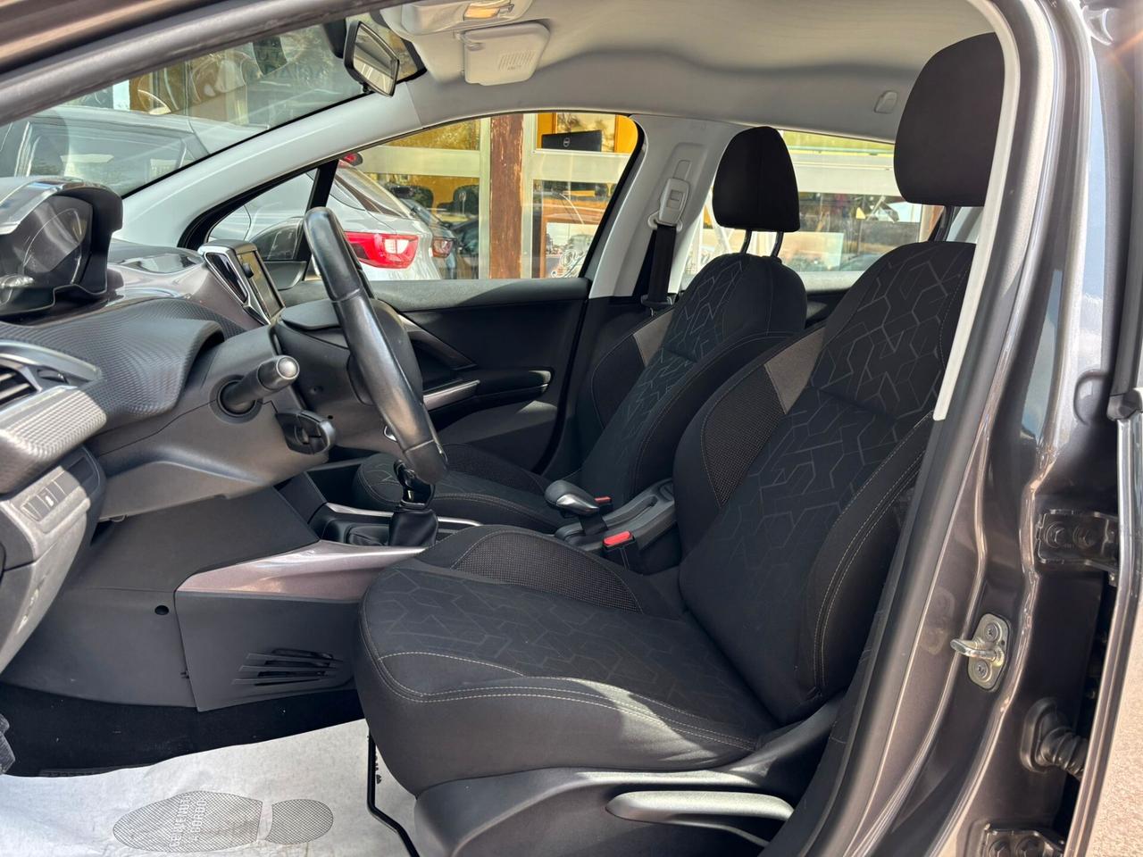 PEUGEOT 2008 1.4 HDI - 2014