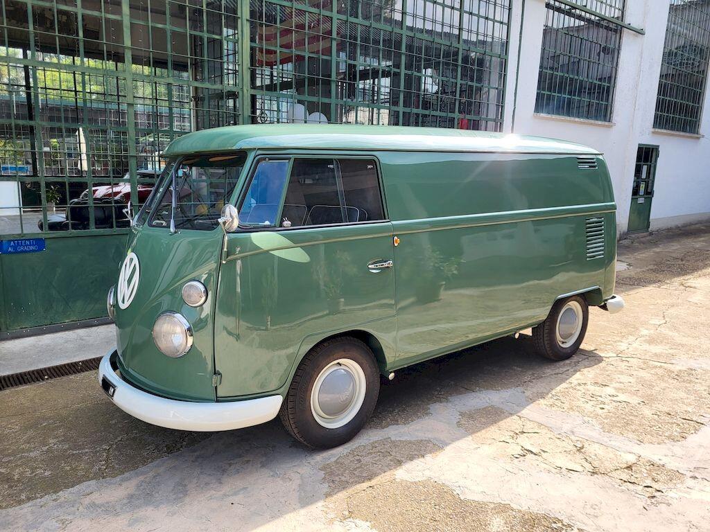 Volkswagen T1 Panel Split Window – 1964