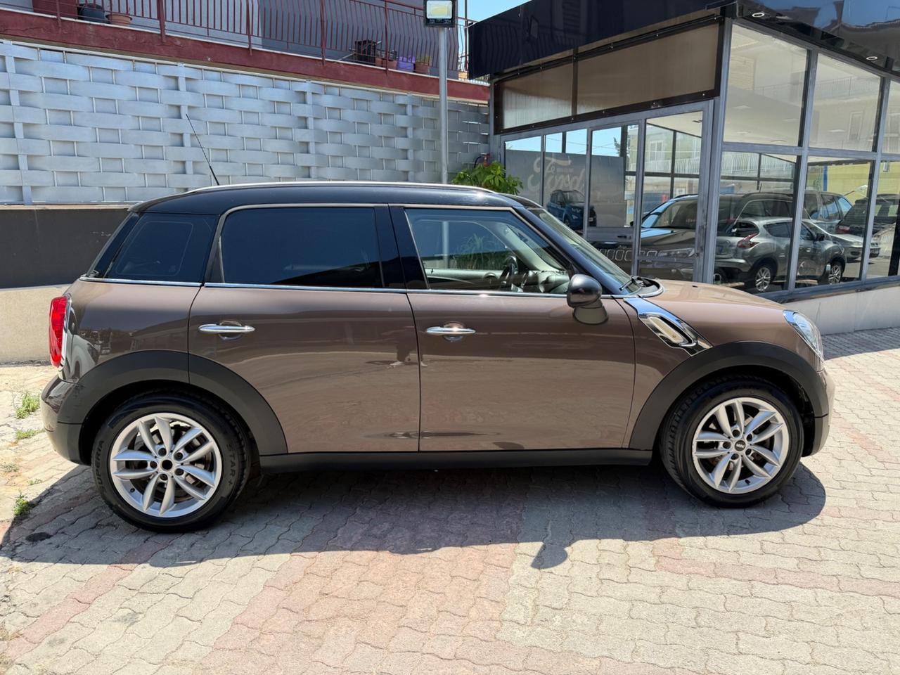 Mini Cooper D Countryman 1.6 2011