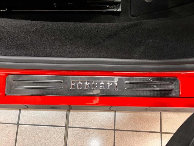 FERRARI SF90 Spider