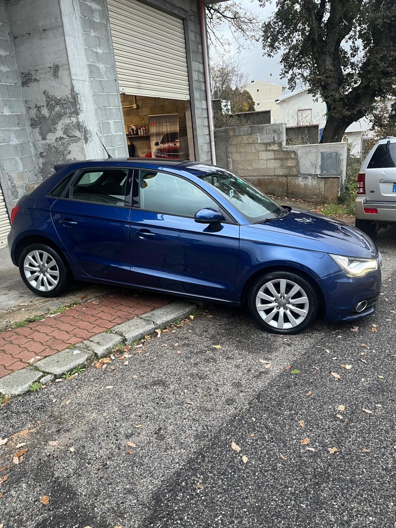 Audi A1 SPB 1.6 TDI S tronic Attraction
