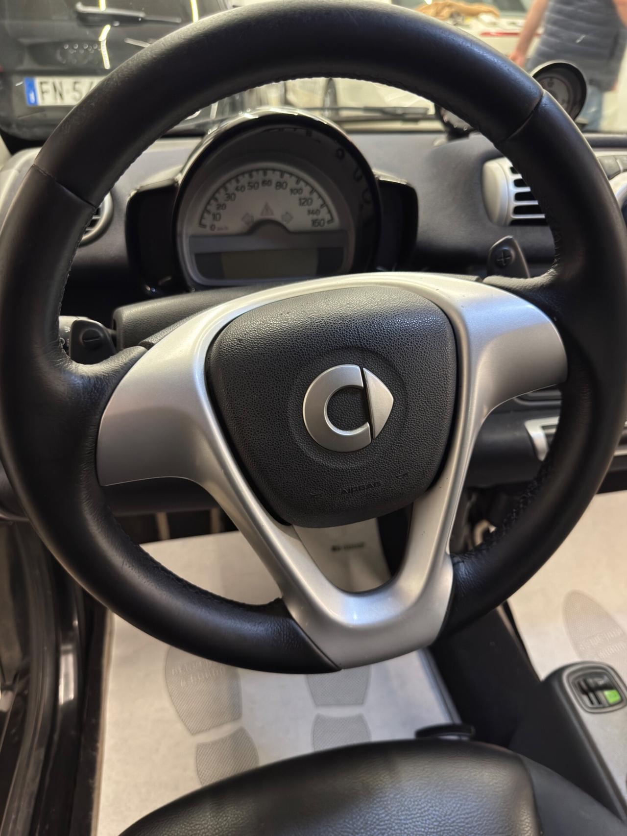 Smart ForTwo 1.0 cambio F1 - BlackTie Edition - 2010