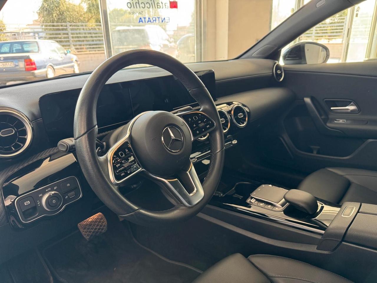 Mercedes-benz A 180 d Automatic Business