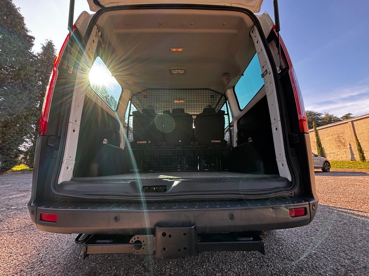 Ford Tourneo Custom N1 5 posti DISTRIBUZIONE APPENA ESEGUITA IN