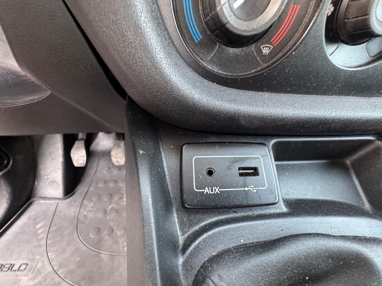 Fiat Doblò 1.6 120CV 3 posti tetto apribile