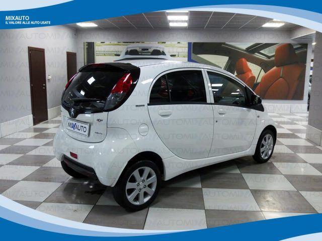 PEUGEOT iOn Active