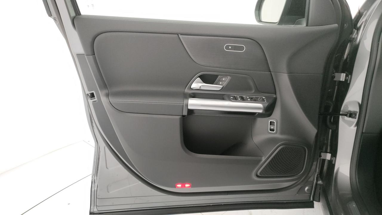 Mercedes-Benz GLA 180 d Automatic