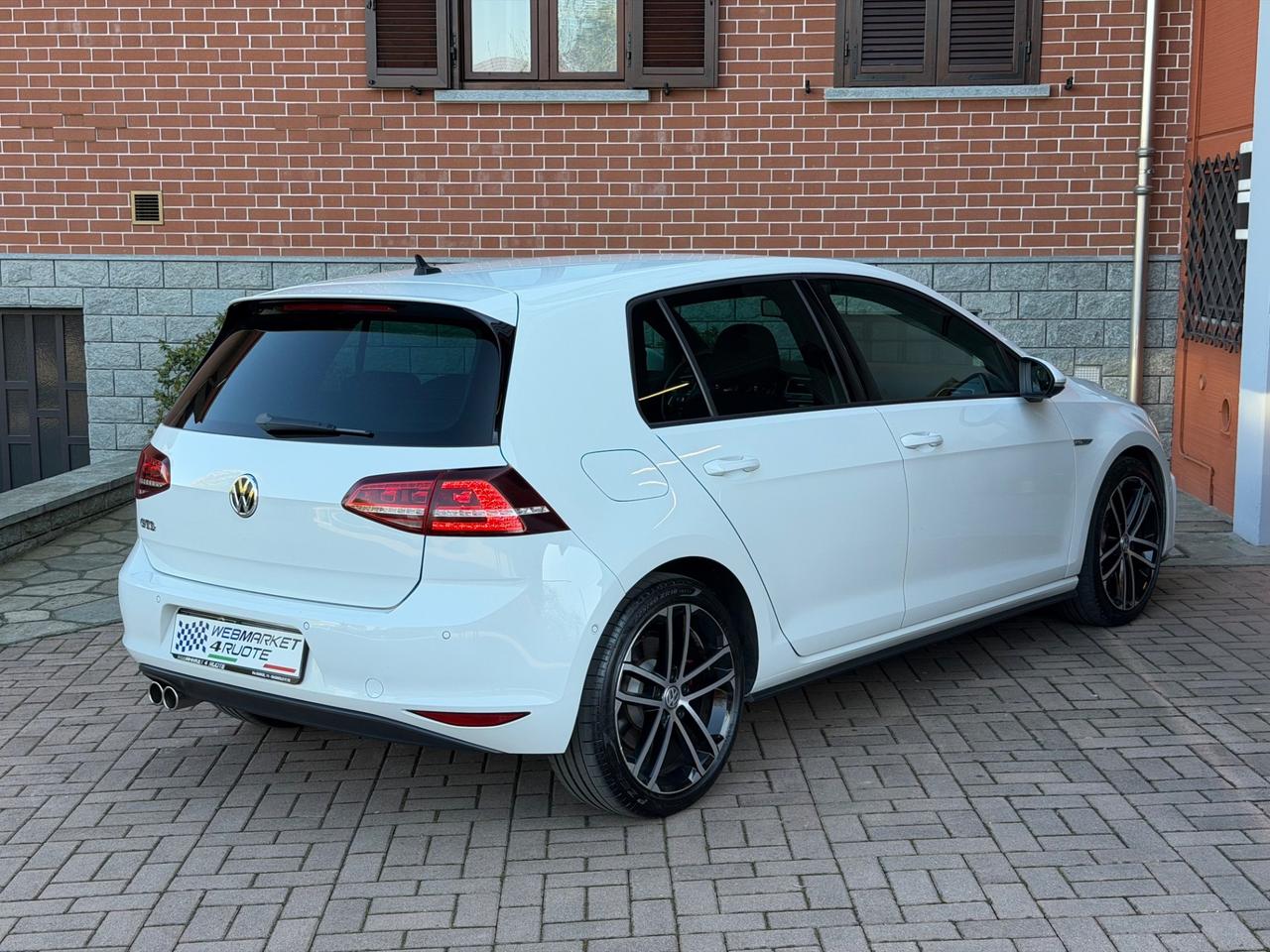 Volkswagen Golf GTD 2.0 TDI 5p. BlueMotion Technology