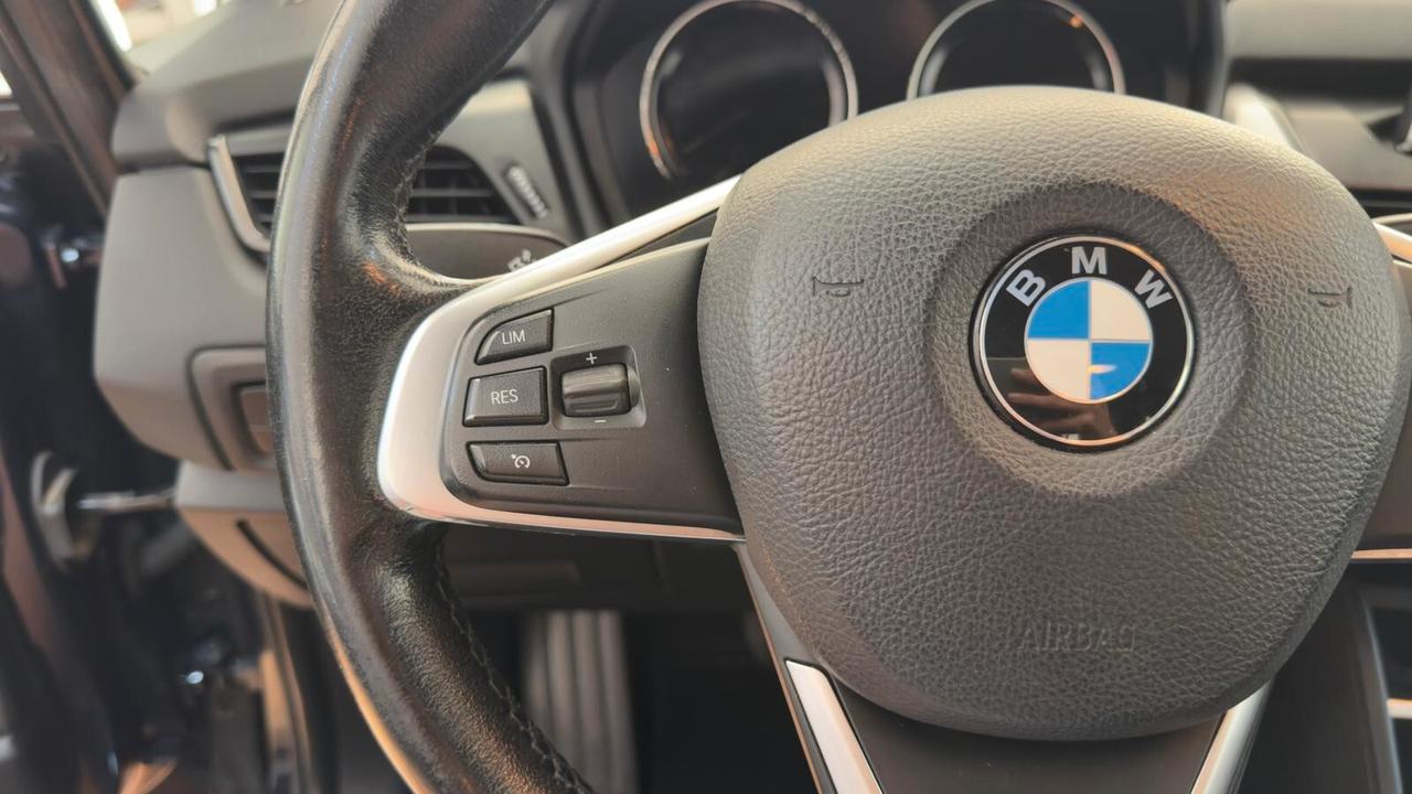 Bmw 2er Active Tourer 220d Advantage aut.