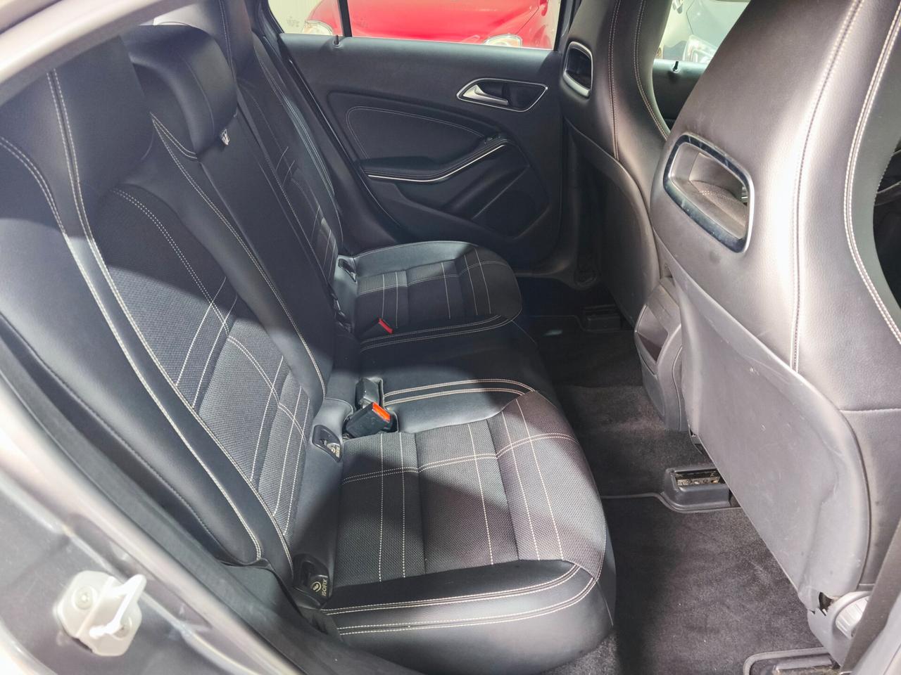 Mercedes-benz A 180 CDI BlueEFFICIENCY Sport AMG