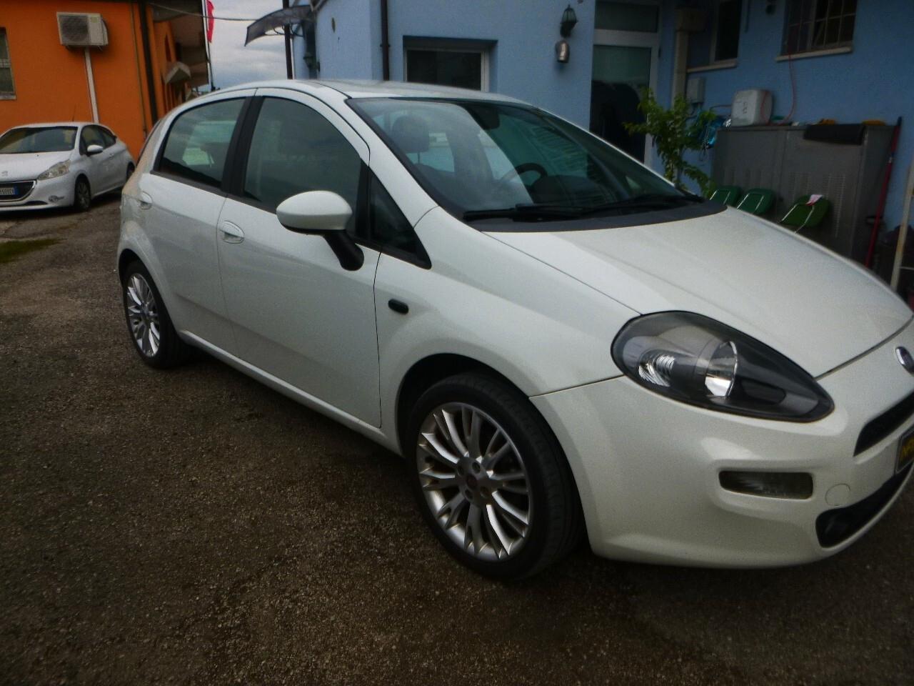 Fiat Punto 1.3 MJT II 75 CV 5 porte Easy.NEOPATENTATO