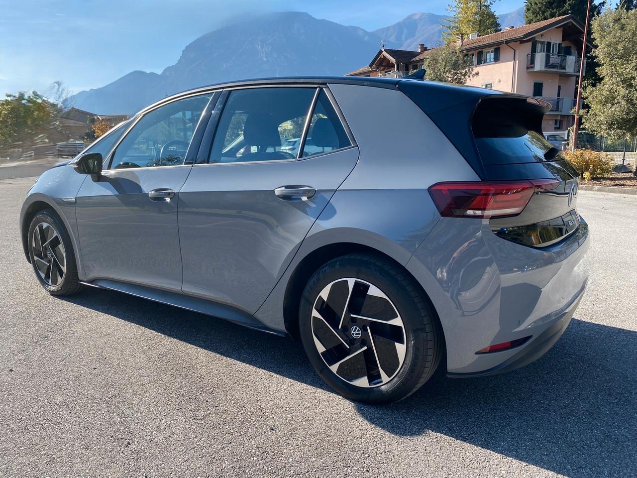 Volkswagen ID.3 Pure Performance - TOP !!!