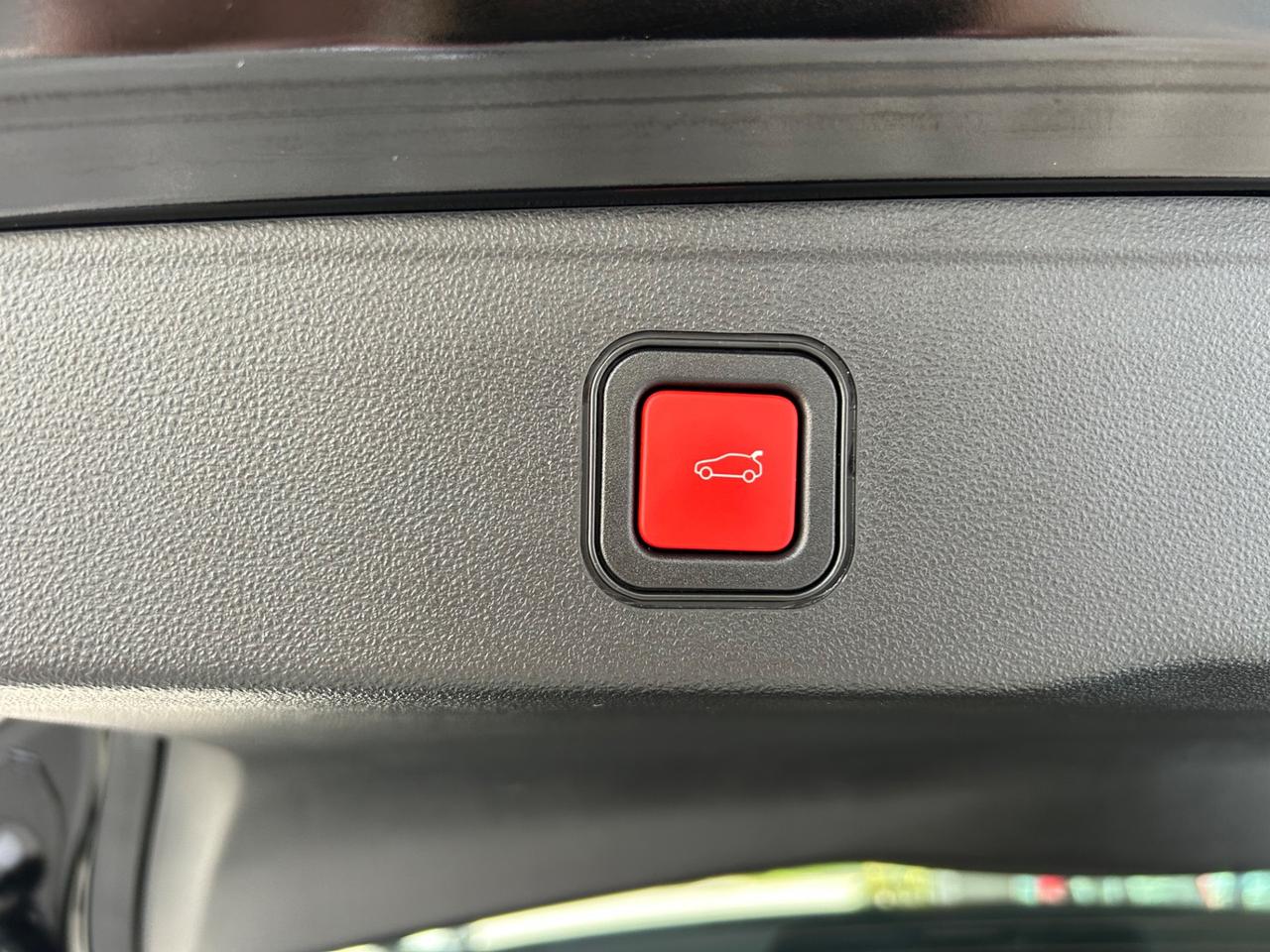 Jeep Avenger 1.2 100 CV Summit “ 6.500 KM NUOVA”