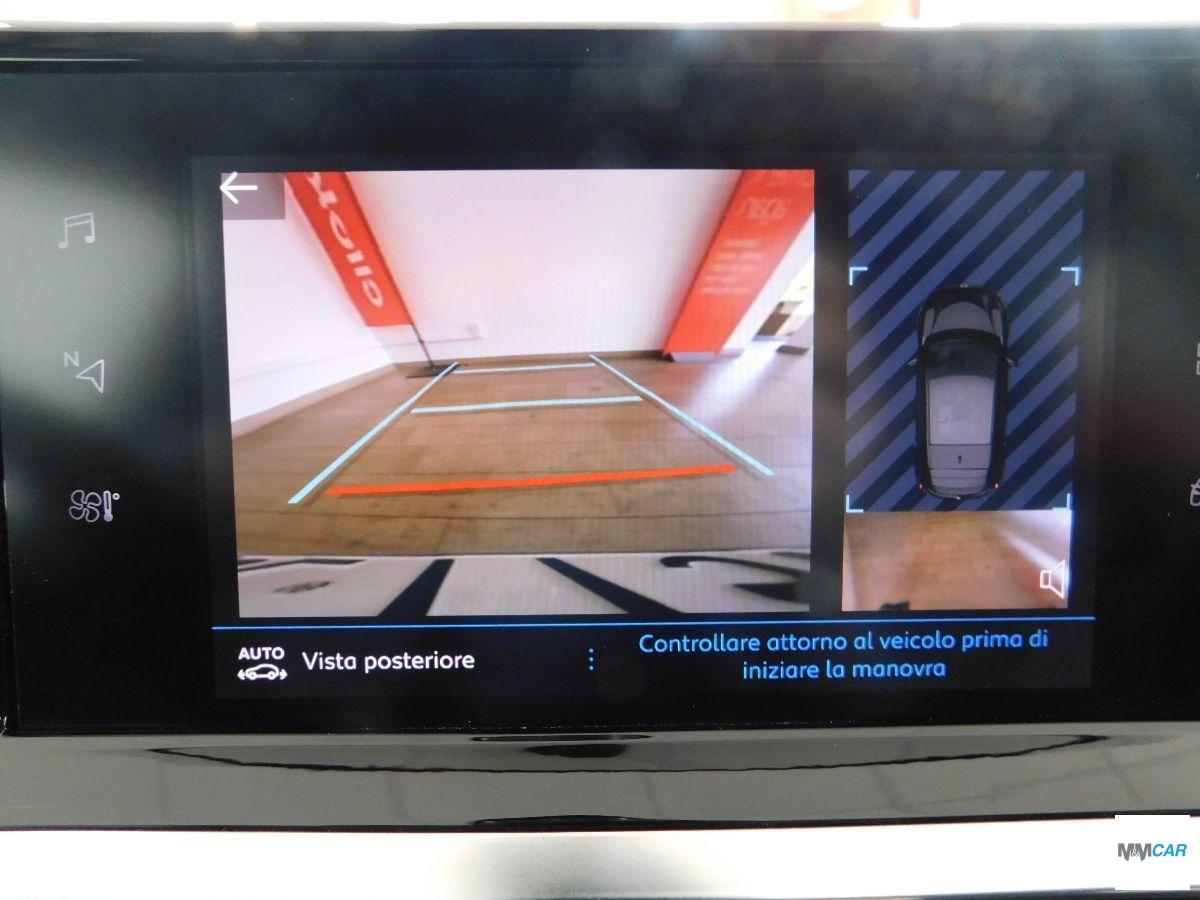 PEUGEOT - 208 - BlueHDi 100 S&S 5p. Allure Navi Pack