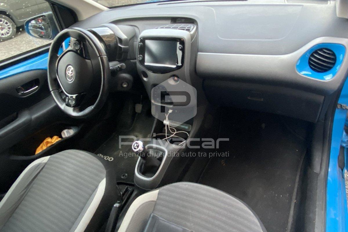 TOYOTA Aygo Connect 1.0 VVT-i 72 CV 5 porte x-cool