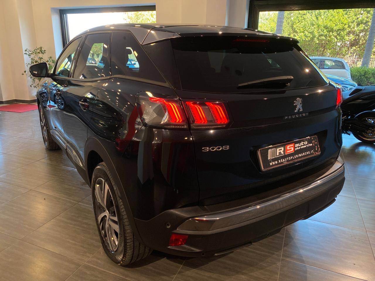 Peugeot 3008 BlueHDi 130 EAT8 Allure Pack