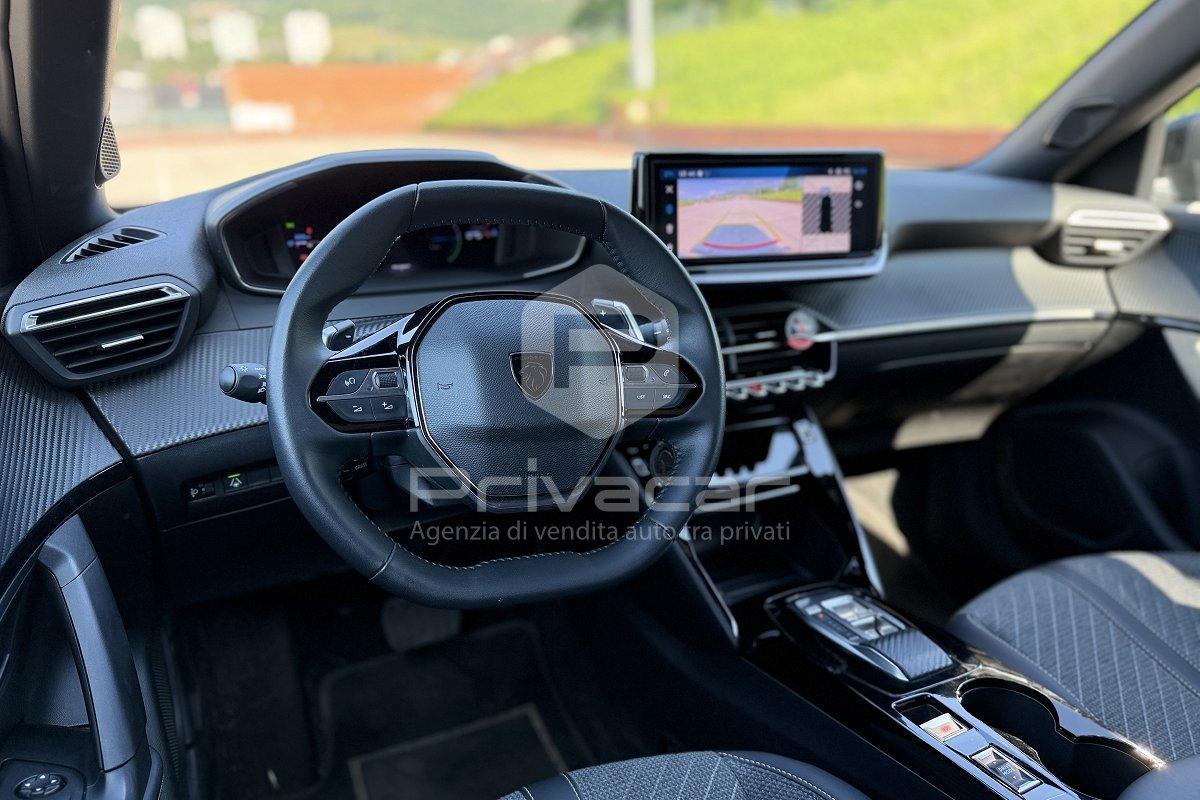 PEUGEOT 2008 Hybrid 136 e-DCS6 Allure