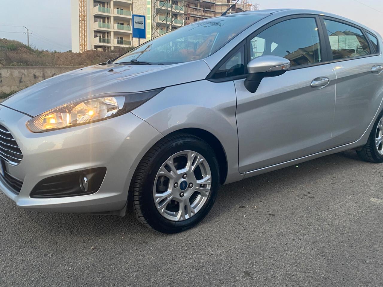 Ford Fiesta 1.5 TDCi 75CV 5 porte