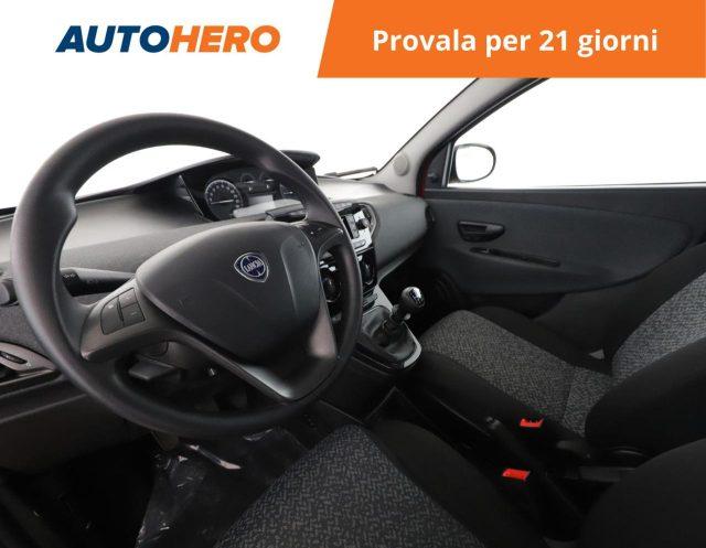 LANCIA Ypsilon 1.0 FireFly 5 porte S&S Hybrid Ecochic Silver