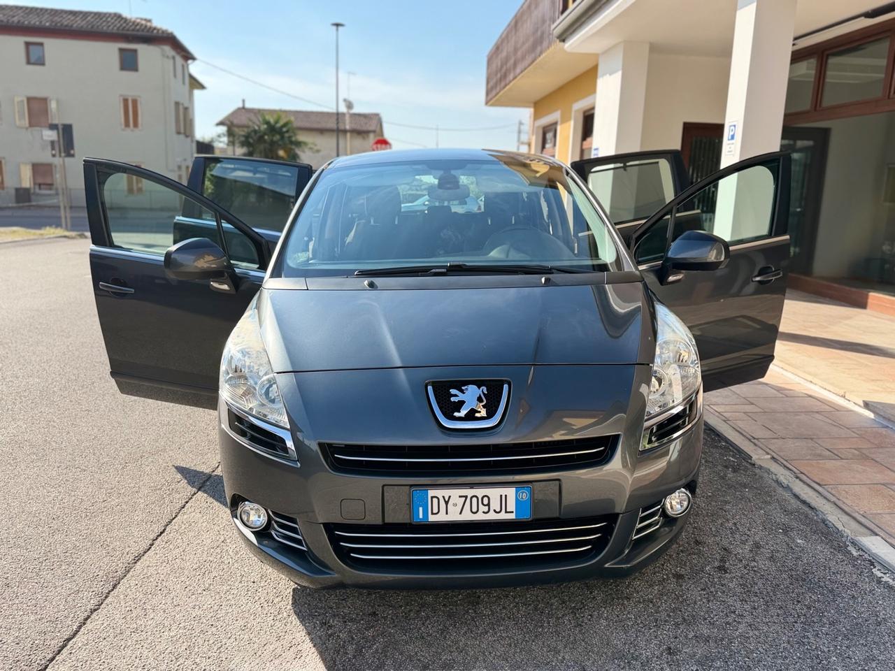 Peugeot 5008 2.0 HDi 163CV aut. Féline