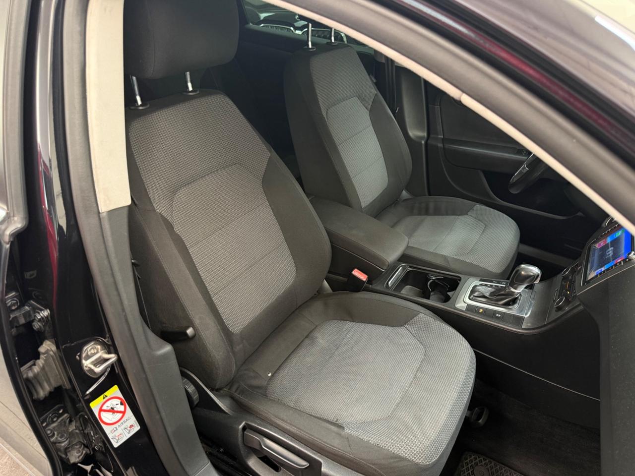 Volkswagen Passat 2.0 TDI Highline BlueM. Tech.