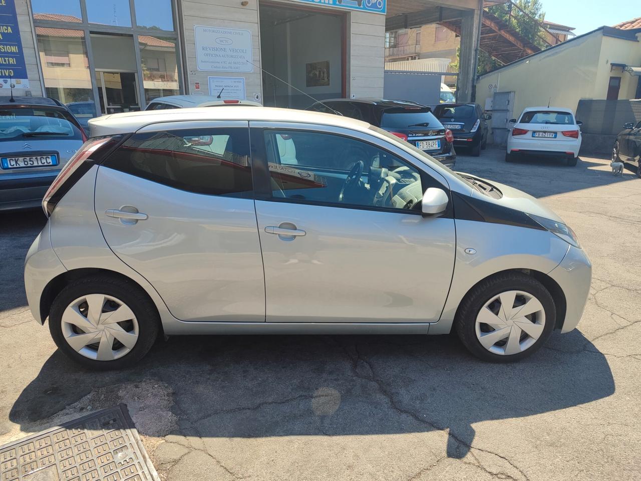 Toyota Aygo 1.0 69CV 5 PORTE OFFERTA PROMO