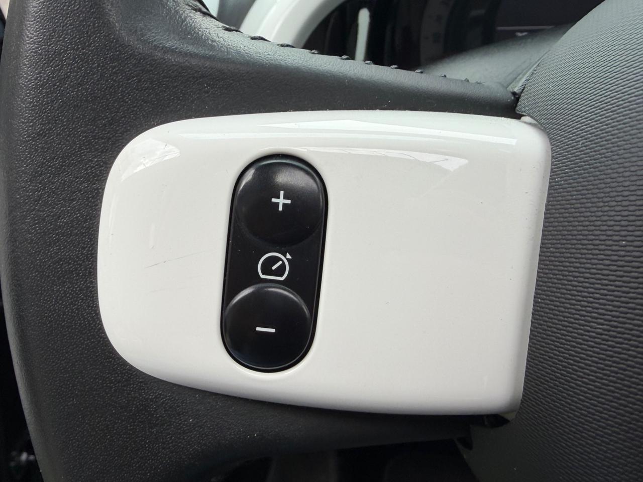 Renault Twingo TCe 95 CV EDC Intens