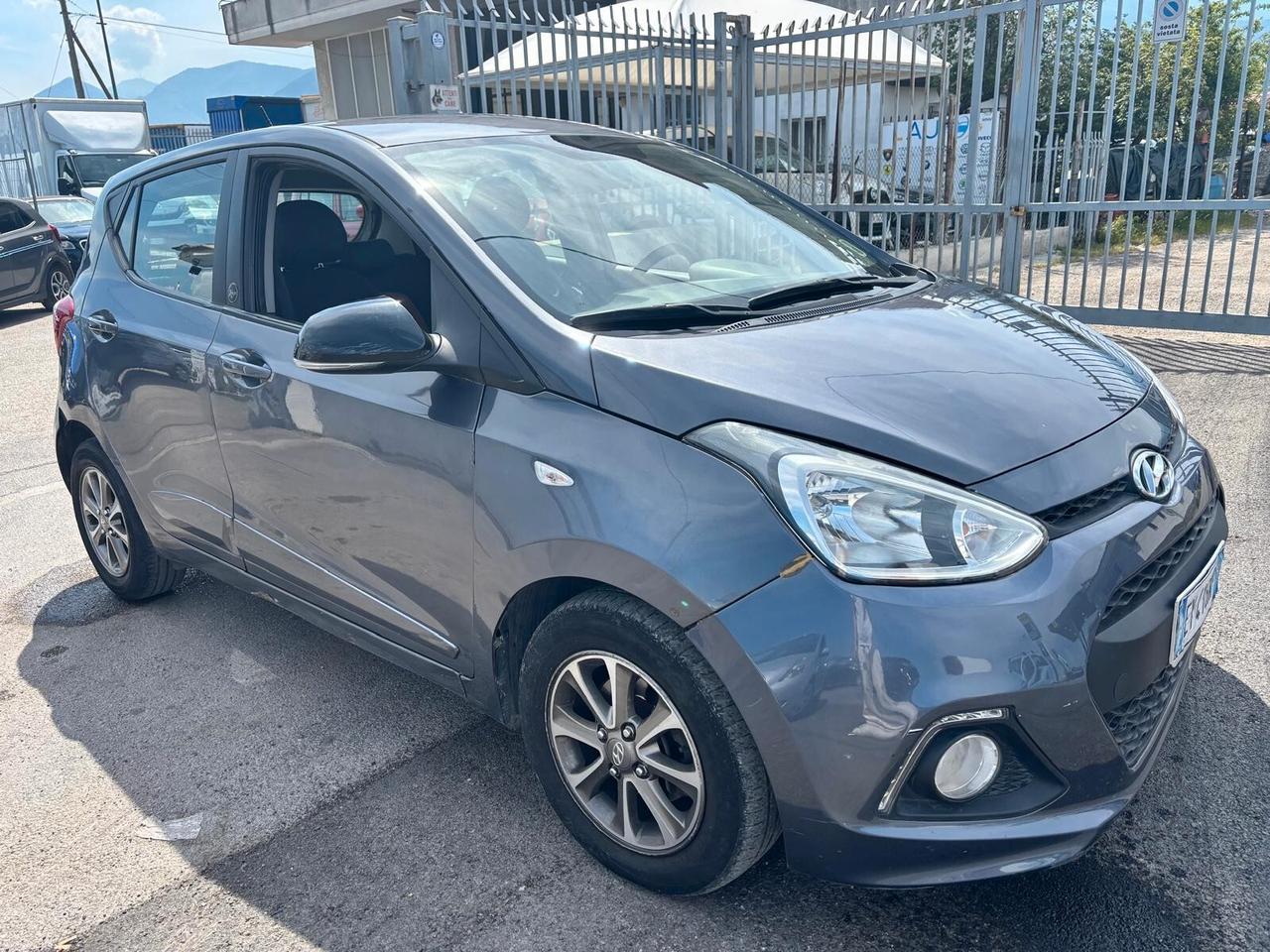Hyundai i10 CAMBIO AUTOMATICO / GPL